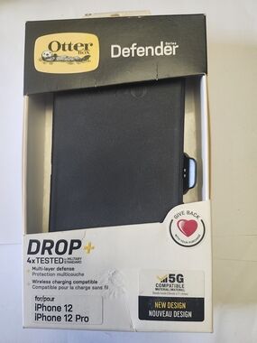 OtterBox Defender Series Case for iPhone 12 / 12 Pro - Black